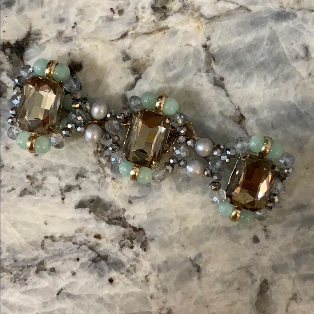 Jewel tone beaded bracelet